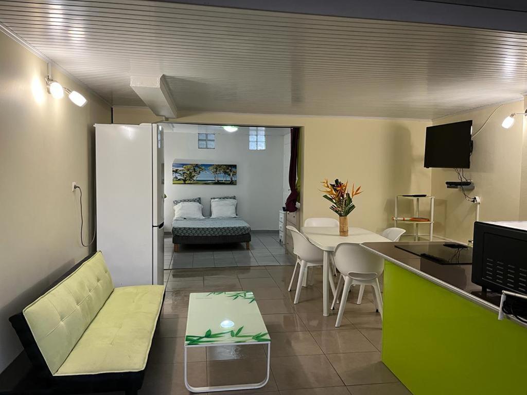 Agreable Appartement En Rez-De-Jardin A 450M De La Mer サンタンヌ エクステリア 写真